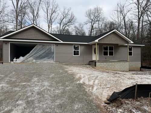 6029 Pocahontas Ln, Crossville, TN, 38572-6740 | Card Image