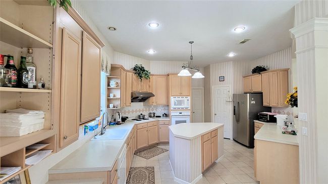 12110 Audubon Ct, House other with 3 bedrooms, 2 bathrooms and 2 parking in Stafford TX | Image 11