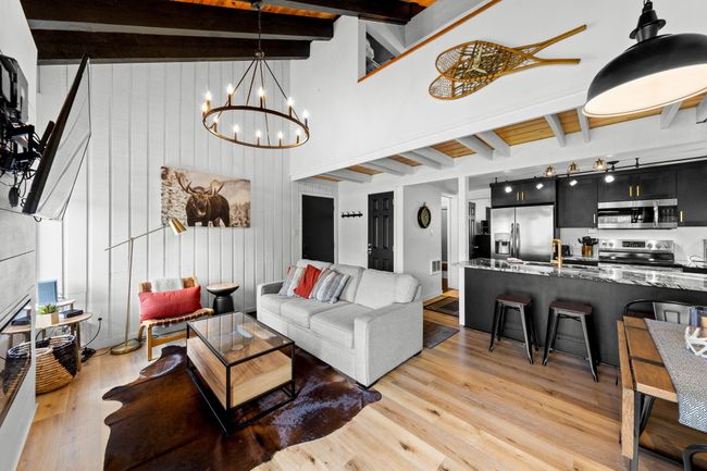Living Room | Image 5