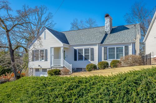 101 Rainbow Cir, Chattanooga, TN, 37405-2321 | Card Image