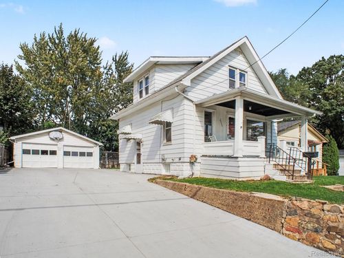 2840 Miller Road, Flint, MI, 48503 | Card Image