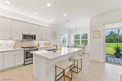12349 Dahlia Ct, NAPLES, FL, 34120-4053 | Card Image