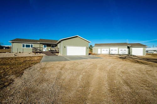 82 Airport Rd, Buffalo, WY, 82834-9354 | Card Image