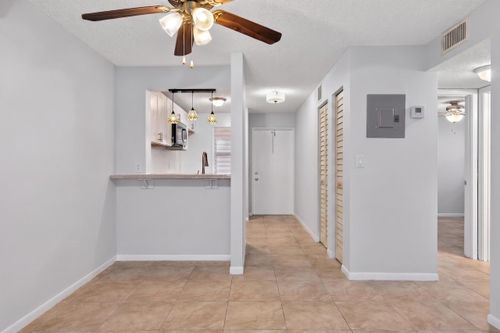 o223-95 Ne 41st Street, Oakland Park, FL, 33334 | Card Image