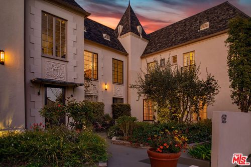 apt-4-152 S Roxbury Dr, Beverly Hills, CA, 90212-2243 | Card Image