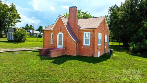 7688 Old Nc Hwy 10, Connelly Springs, NC, 28612 | Card Image