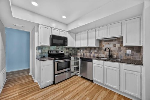 2107 N Red Cedar Cir, The Woodlands, TX, 77380-1799 | Card Image