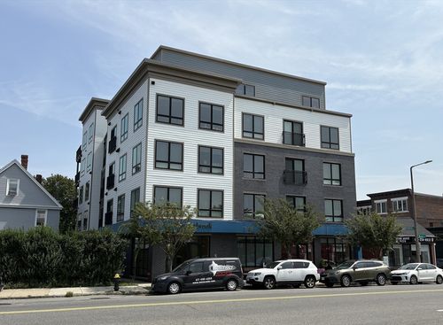 apt-405-214 Market St, Boston, MA, 02135-1958 | Card Image