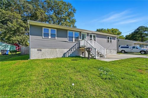 605 Jewell Ave, Portsmouth, VA, 23701-1530 | Card Image