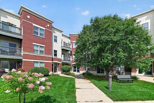 209-5196 Sassafras Drive, Fitchburg, WI, 53711 | Card Image