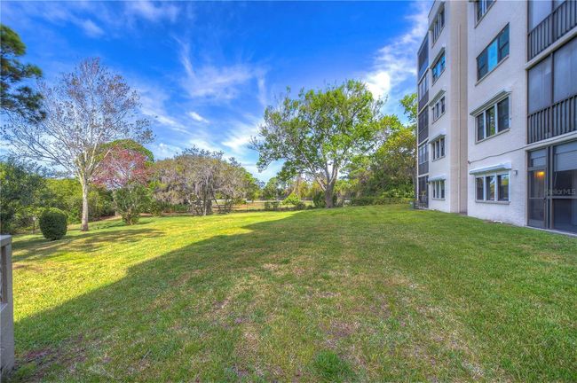 UNIT-109 - 8198 Terrace Garden Dr N, Condo with 2 bedrooms, 2 bathrooms and null parking in ST PETERSBURG FL | Image 31