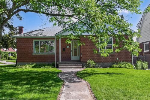 309 Terrace Hill St, Brantford, ON, N3R1H2 | Card Image
