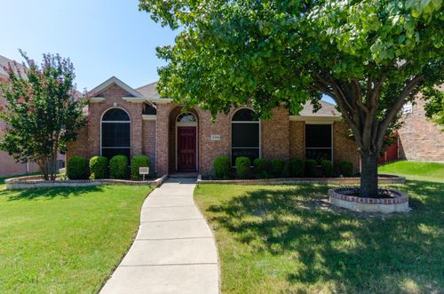 2304 Ravenhurst Dr, Plano, TX, 75025-4725 | Card Image