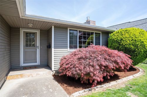 1021 S 68th Street, Tacoma, WA, 98408 | Card Image