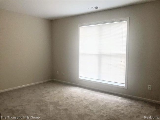 28476 Carlton Way Dr, Condo with 2 bedrooms, 2 bathrooms and null parking in Novi MI | Image 18
