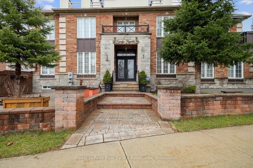 lower-16 Sergio Marchi Street, North York, ON, M3L0B7 | Card Image