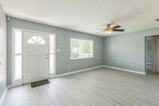 106 Avery Ave, House other with 2 bedrooms, 2 bathrooms and null parking in Crystal Beach FL | Image 4