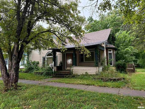38 N 4th St, Savanna, IL, 61074-1950 | Card Image