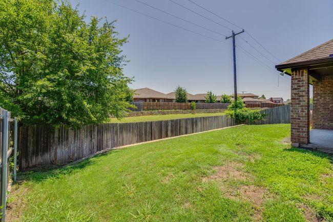 218 Windmill Dr, House other with 3 bedrooms, 2 bathrooms and null parking in Justin TX | Image 26