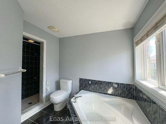 11 Kirkvalley Cres, House other with 3 bedrooms, 3 bathrooms and 1 parking in Aurora ON | Image 17