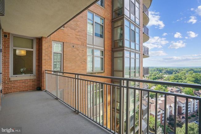 APT-1403 - 8220 Crestwood Heights Dr, Condo with 1 bedrooms, 2 bathrooms and null parking in MCLEAN VA | Image 13