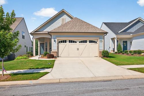 5654 Villa Crest Dr, Hoschton, GA, 30548-4200 | Card Image
