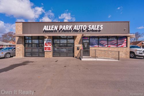 17120 Ecorse Rd, Allen Park, MI, 48101-2454 | Card Image