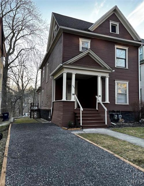 131 Strong Ave, Syracuse, NY, 13210-2617 | Card Image