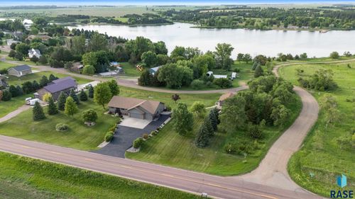 45132 262nd St Street, Canistota, SD, 57012 | Card Image