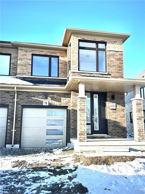 91 Manuel Street, Stratford, ON, N5A0M1 | Card Image