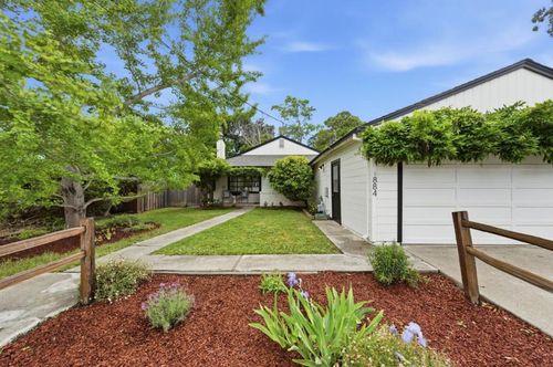 884 Cordilleras Ave, San Carlos, CA, 94070-3732 | Card Image