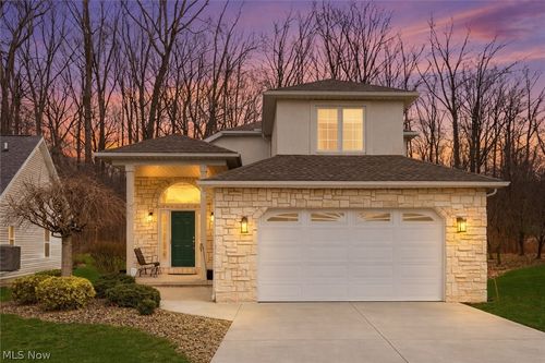 9433 Scottsdale Dr, Broadview Heights, OH, 44147-2361 | Card Image
