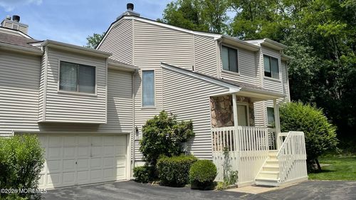 19 Clavendon Ct, Middletown, NJ, 07748-3534 | Card Image