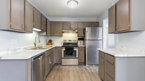 9967 Cord St Ne, Circle Pines, MN, 55014-2419 | Card Image