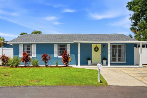 8704 Marlin Ct, Tampa, FL, 33634-1110 | Card Image