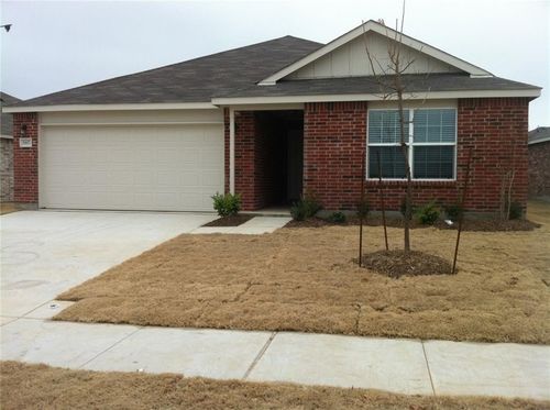 5817 Mountain Bluff Dr, Fort Worth, TX, 76179-7222 | Card Image