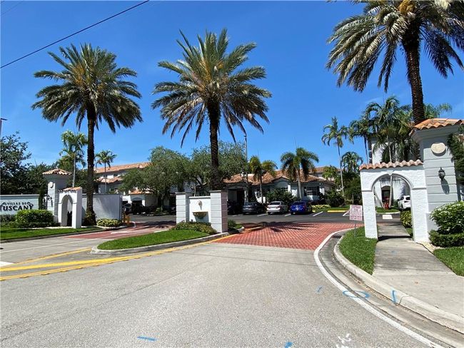 APT-1711 - 735 Sw 148 Th Ave, Condo with 2 bedrooms, 1 bathrooms and null parking in Davie FL | Image 35