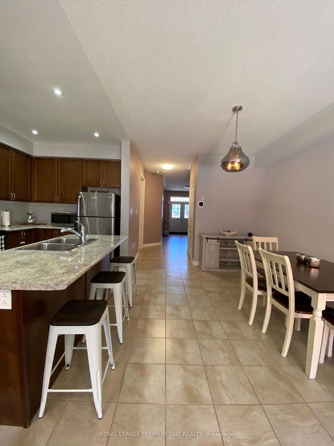 51 Prosser Cres, House attached with 4 bedrooms, 4 bathrooms and 3 parking in Sutton West ON | Image 7
