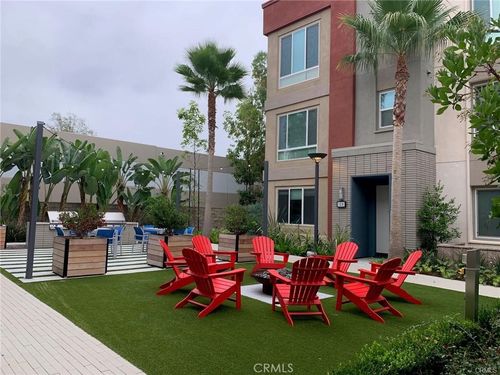 120 Citysquare, Irvine, CA, 92614 | Card Image