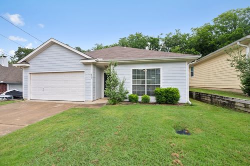 402 Stockard St, Lake Dallas, TX, 75065-2668 | Card Image