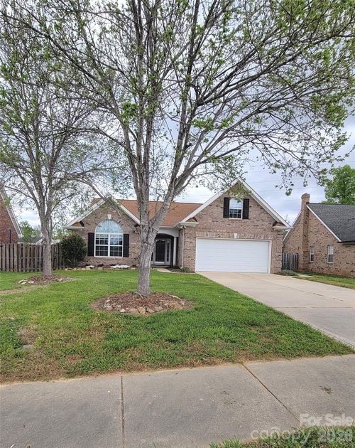 3327 Flagler Cir, Midland, NC, 28107-7803 | Card Image