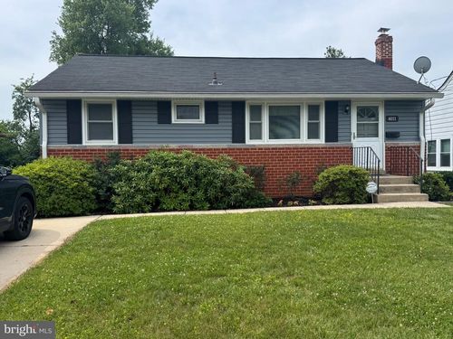 6011 Berwyn Rd, BERWYN HEIGHTS, MD, 20740-2639 | Card Image