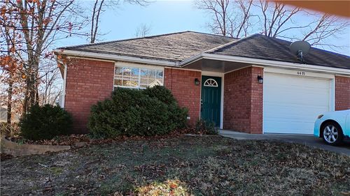 44 Holly Dr, Bentonville, AR, 72712-4450 | Card Image