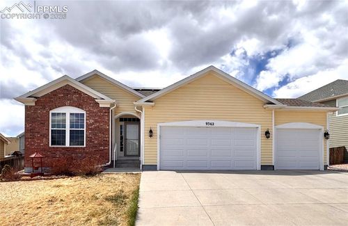 9362 St George Rd, Falcon, CO, 80831-4070 | Card Image