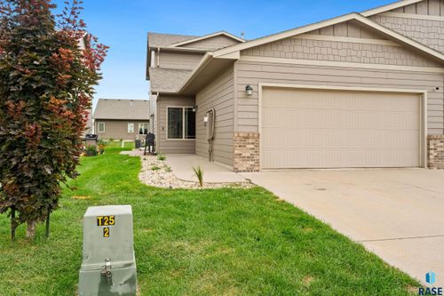 7110 S Bridger Pl, Sioux Falls, SD, 57108-4961 | Card Image