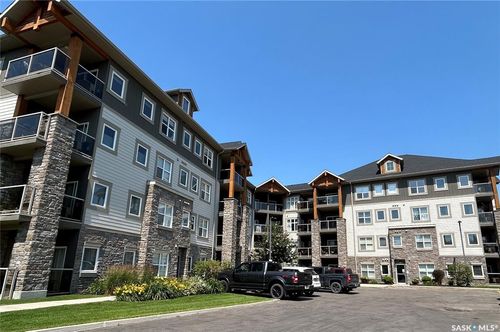 316-1220 Blackfoot Dr, Regina, SK, S4S6T2 | Card Image