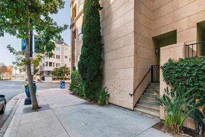 136 - W G Street, Condo with 2 bedrooms, 2 bathrooms and 2 parking in San Diego CA | Image 3