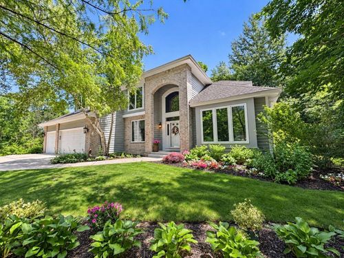 5321 Vicksburgs Drive, MOUNT PLEASANT, WI, 53403 | Card Image