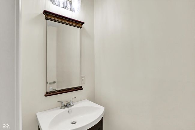 Half bath | Image 29