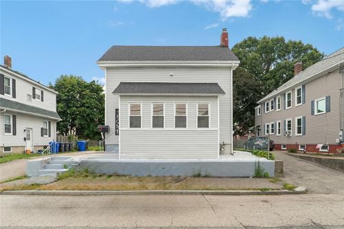 179 Woodward Ave, East Providence, RI, 02914-3442 | Card Image